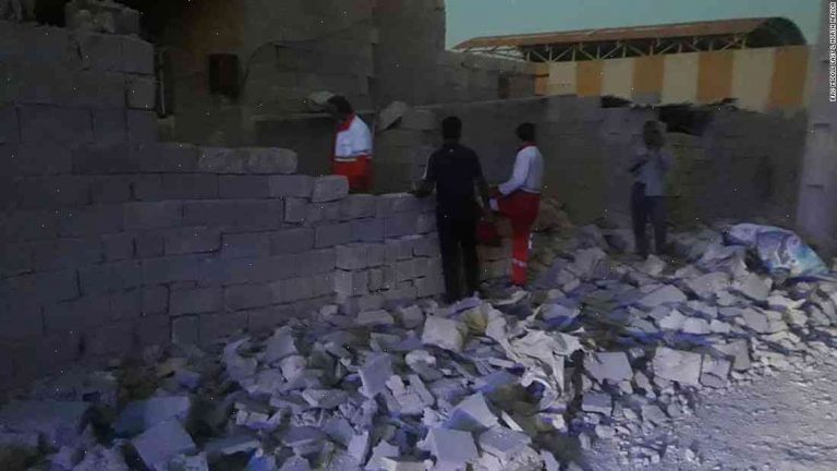 Iran: Quake shakes southeast Iran