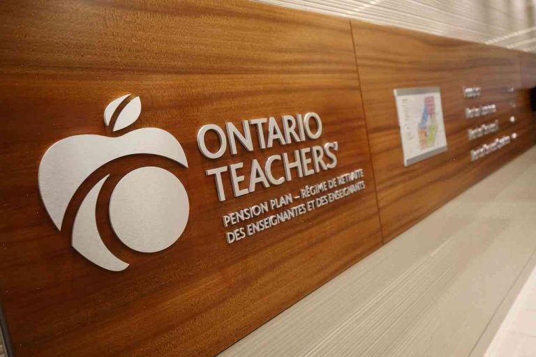 Oaktree Capital Group, L.P. to acquire NextEra Energy's new assets from Ontario Teachers' Pension Plan